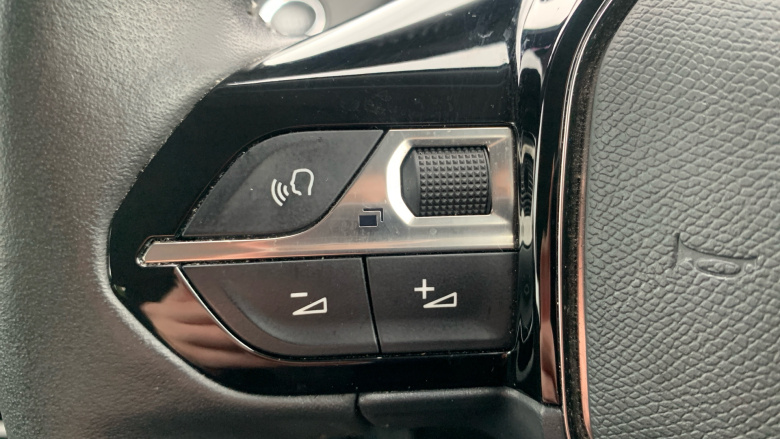 Peugeot 2008 1.2 PureTech Active Premium 5dr Petrol Estate